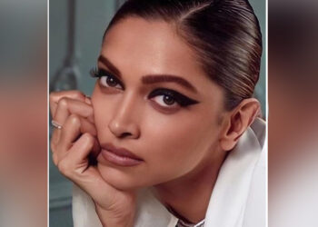 यहां मिलेंगे कई ख़ूबसूरत आइ मेकअप आइडियाज़