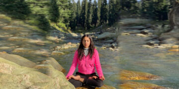 सारा अली ख़ान से लें ट्रैवल वॉर्ड्रोब के लिए टिप्स