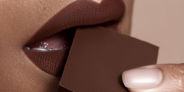 brown-lipstick