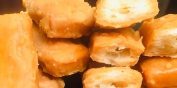 अबकि देसी अंदाज़ में कराइए मुंह मीठा- बनाइए गुड़ पारे