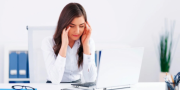 सिर दर्द से राहत पाने के कारगर तरीक़े यहां मिलेंगे