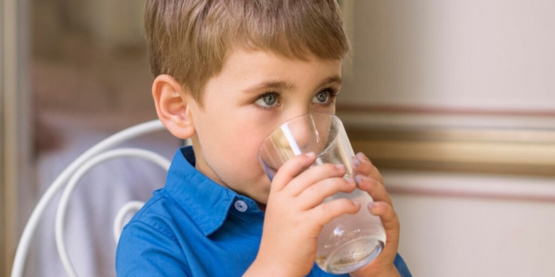 पहचानें बच्चों में डीहाइड्रेशन के संकेतों को